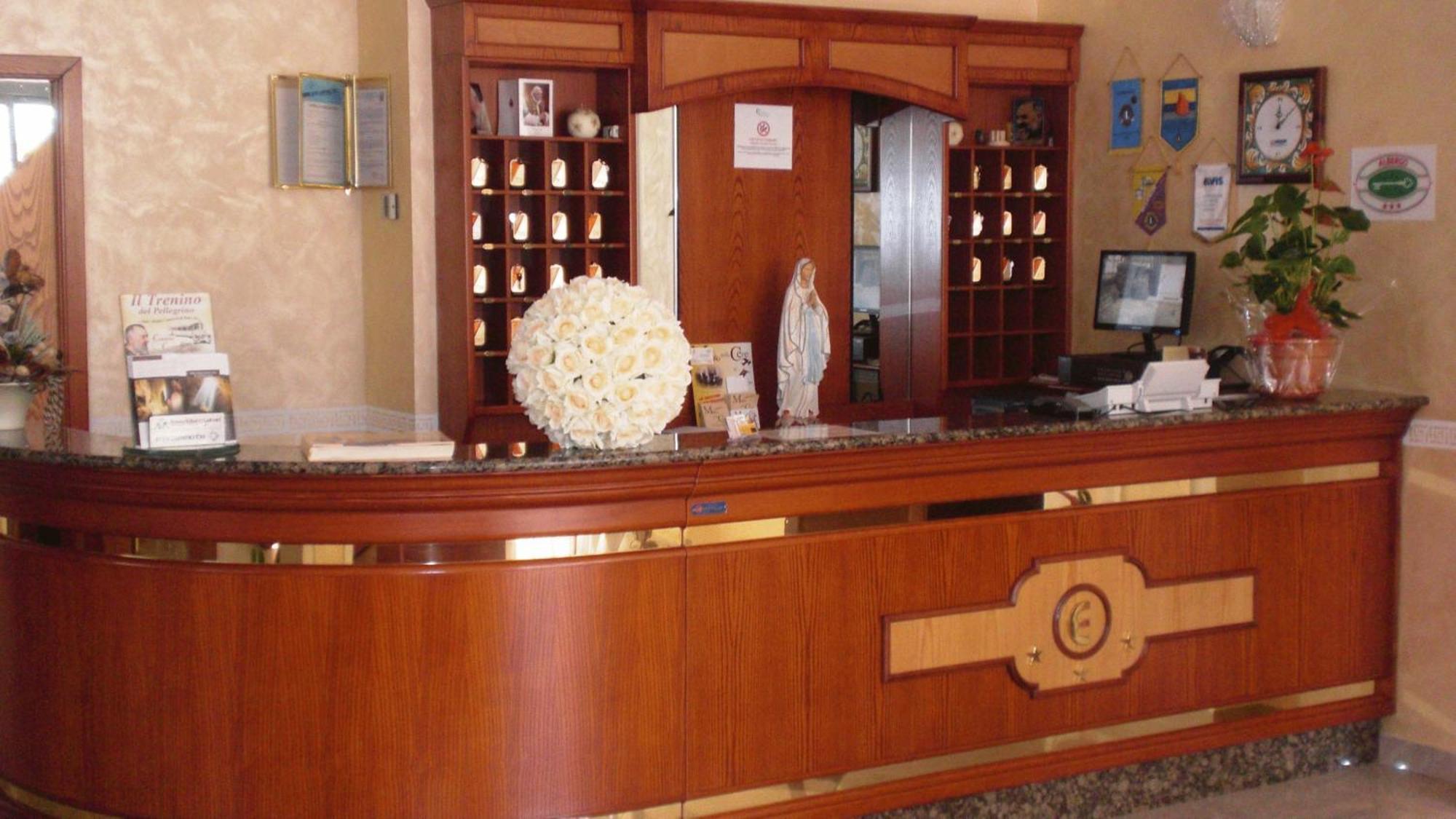 Hotel Euro San Giovanni Rotondo Exteriör bild