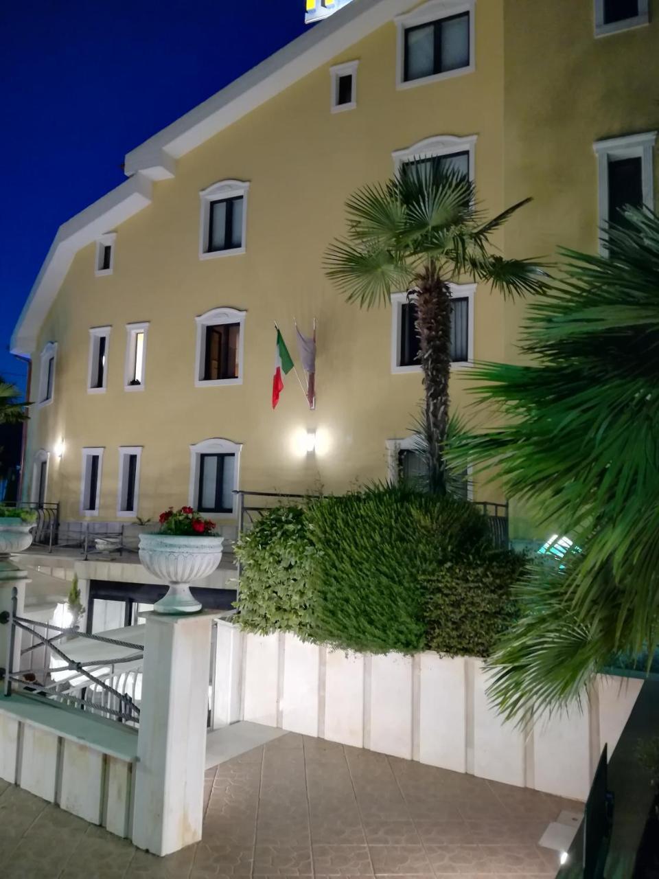 Hotel Euro San Giovanni Rotondo Exteriör bild